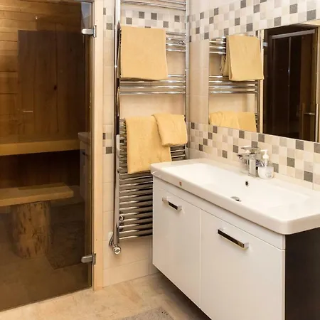 Hrozenka Wellness * Nový Hrozenkov